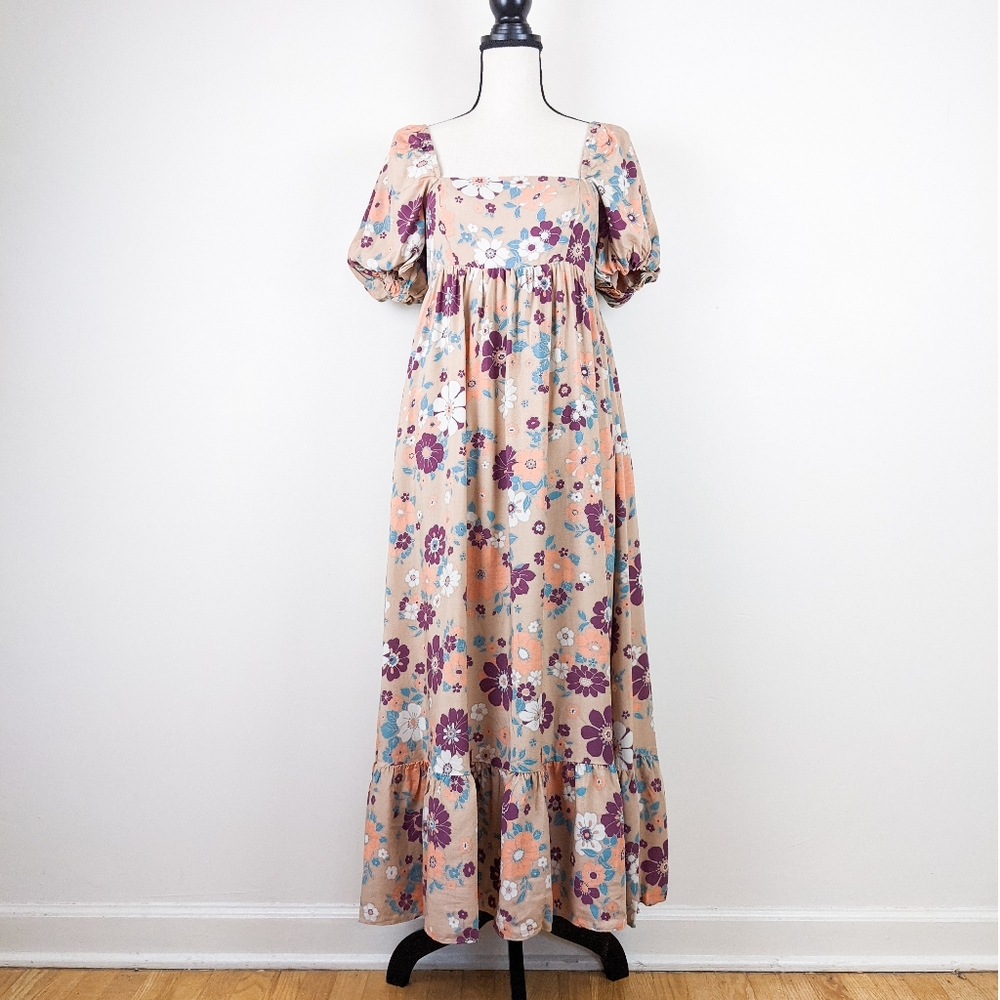 NWT Storia Retro Floral Maxi Dress